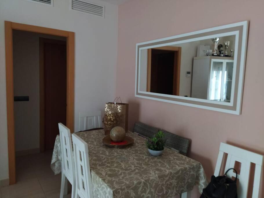 Bajo Puerta De Alcazaba Appartement Retamar  Buitenkant foto