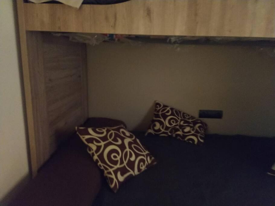 Bajo Puerta De Alcazaba Appartement Retamar  Buitenkant foto